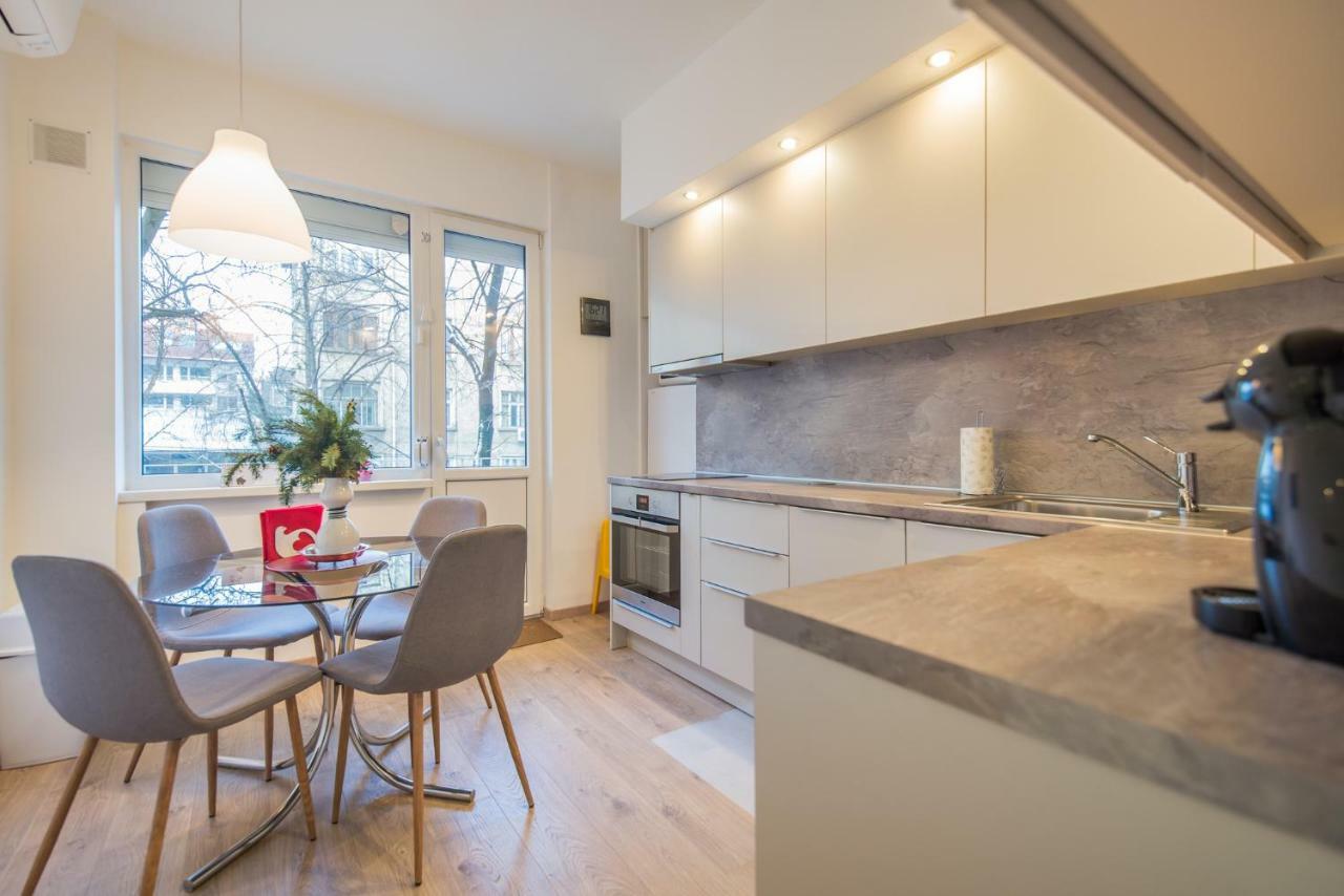 Chic And Spacious Apartment In Central Sofia - Patriarh Evtimiy By Flat Mаnager Kültér fotó