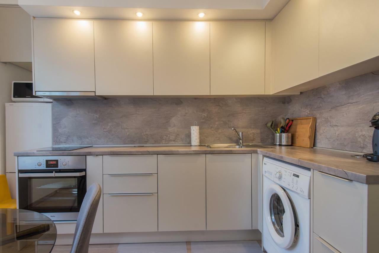 Chic And Spacious Apartment In Central Sofia - Patriarh Evtimiy By Flat Mаnager Kültér fotó